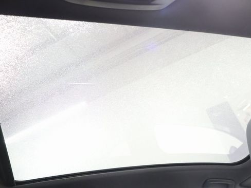 Used 2021 Volkswagen ID.4 Pro S w/ Gradient Package image 25