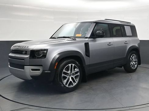 Used 2020 Land Rover Defender 110 SE AWD/4WD image 10