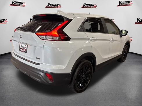 Used 2024 Mitsubishi Eclipse Cross LE AWD/4WD image 5