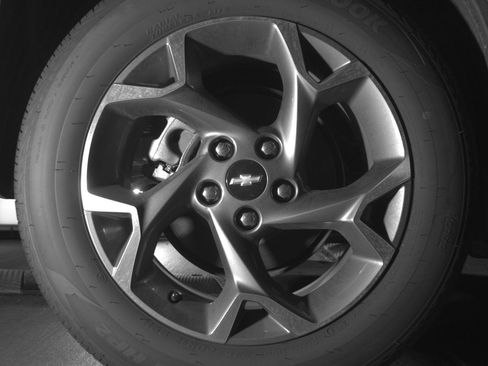 Used 2025 Chevrolet Trax LT w/ LT Convenience Package FWD image 15