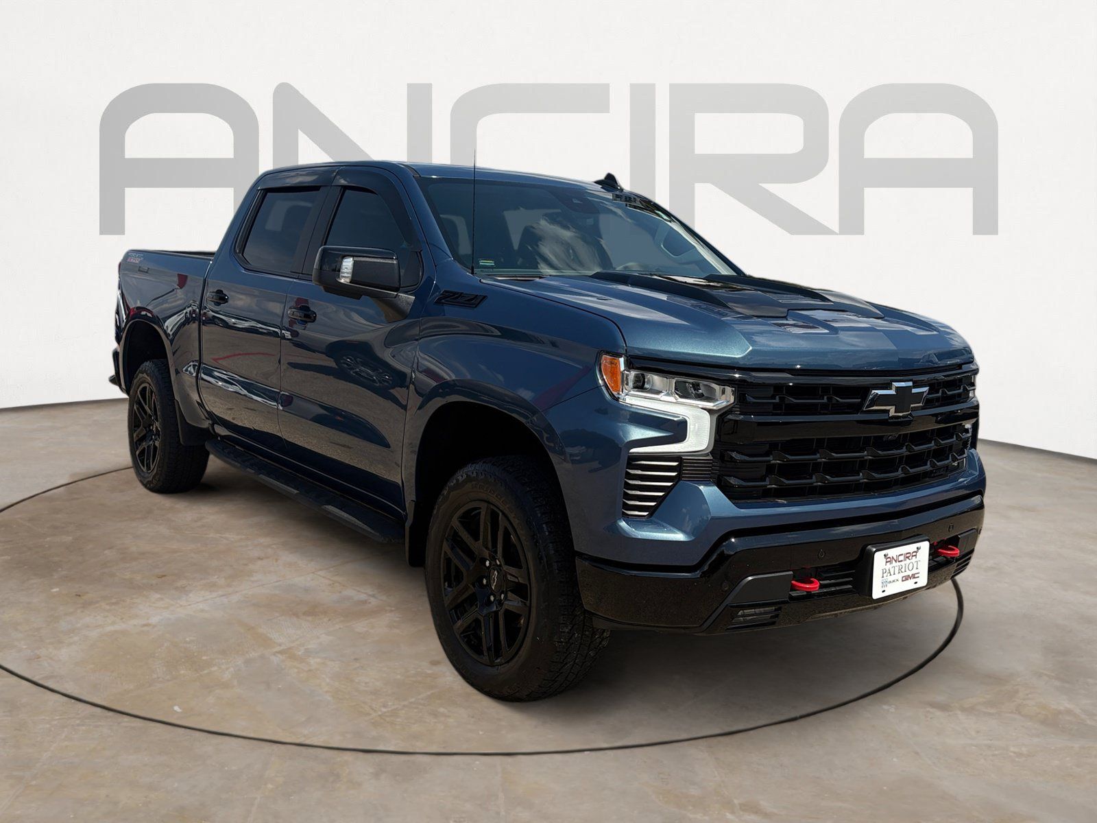 Used 2024 Chevrolet Silverado 1500 LT Trail Boss w/ LT Trail Boss Premium Package AWD/4WD image 4