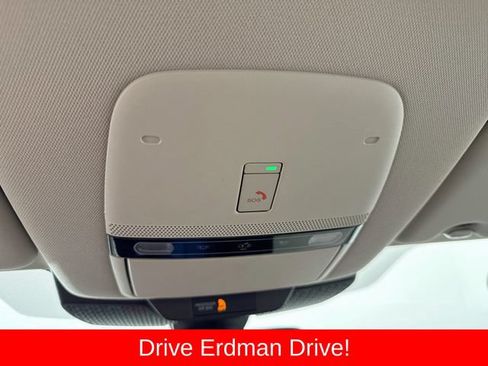 Used 2023 Nissan Ariya FWD image 18