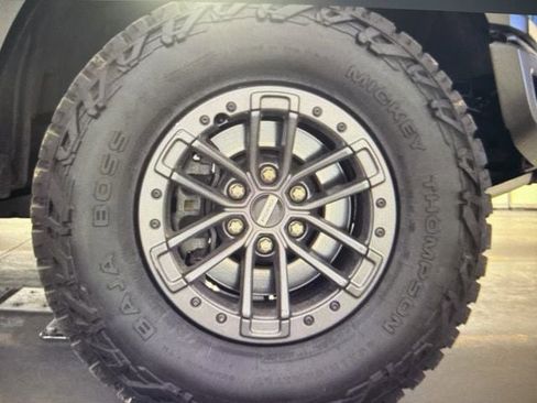 Used 2019 Ford F150 Raptor w/ Equipment Group 802A Luxury image 7