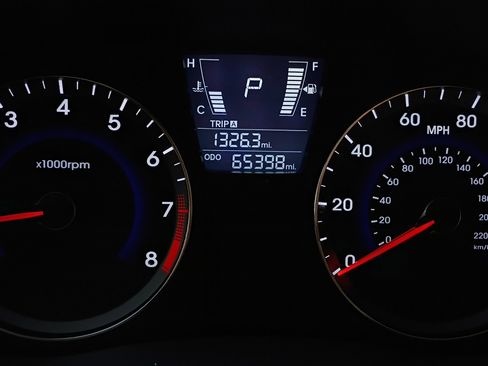 Used 2012 Hyundai Accent GLS image 37