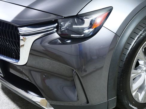Used 2024 MAZDA CX-90 3.3 Turbo w/ Premium Package AWD/4WD image 16