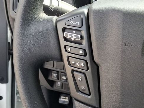 Certified 2024 Nissan Frontier S image 21