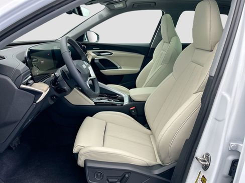 Used 2025 Audi Q5 2.0T Premium Plus w/ Premium Plus image 18