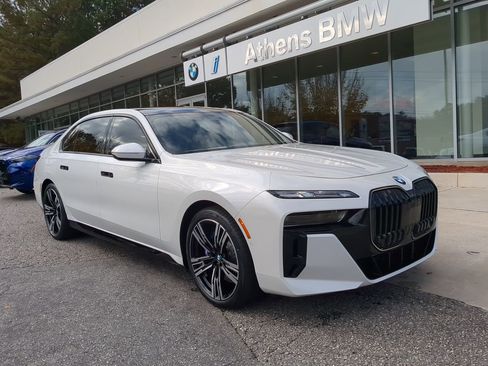 New 2025 BMW 740i w/ Executive Package image 1