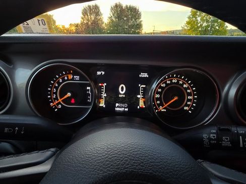 Used 2018 Jeep Wrangler Unlimited Sport S image 27