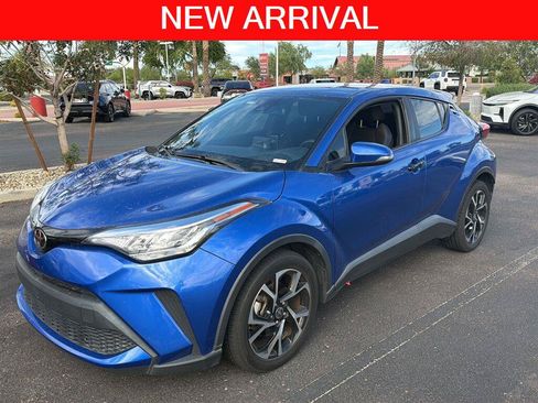Used 2021 Toyota C-HR XLE FWD image 1
