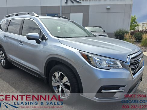 Used 2020 Subaru Ascent Premium w/ Convenience Package AWD/4WD image 1