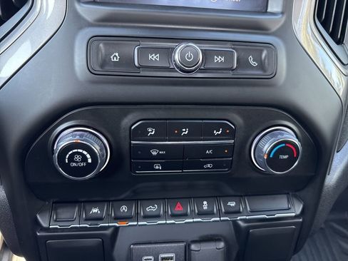 Used 2025 Chevrolet Silverado 1500 W/T RWD image 27
