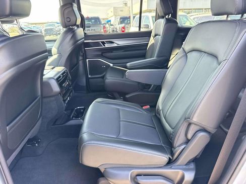 New 2026 Jeep Grand Wagoneer 4WD image 12