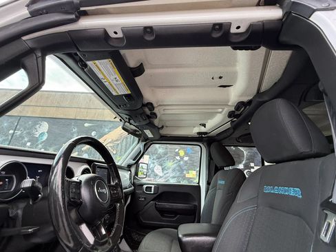 Used 2021 Jeep Wrangler Unlimited Sport AWD/4WD image 60