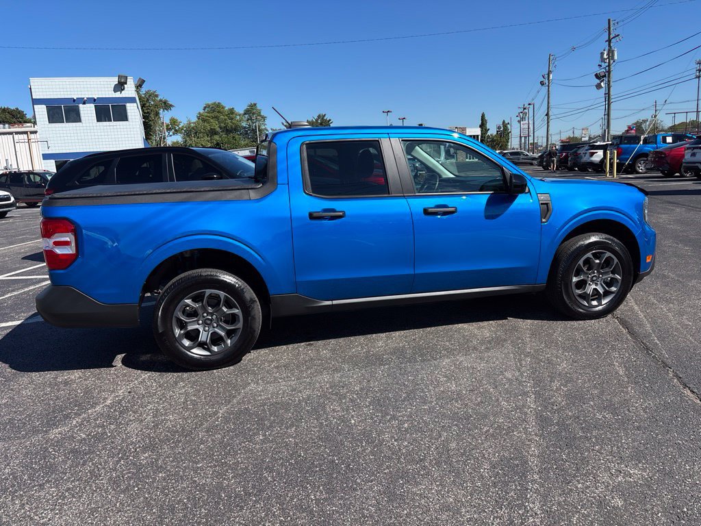 Used 2025 Ford Maverick XLT w/ Equipment Group 301A AWD/4WD image 8
