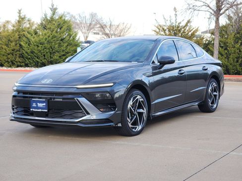 New 2026 Hyundai Sonata SEL image 2