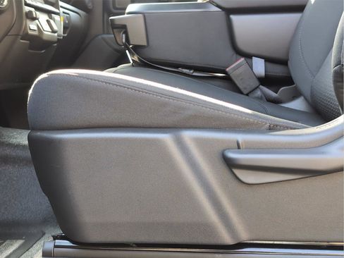 New 2026 Chevrolet Silverado 1500 W/T w/ WT Value Package image 29