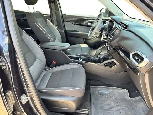 Used 2021 Chevrolet TrailBlazer LS FWD image 27
