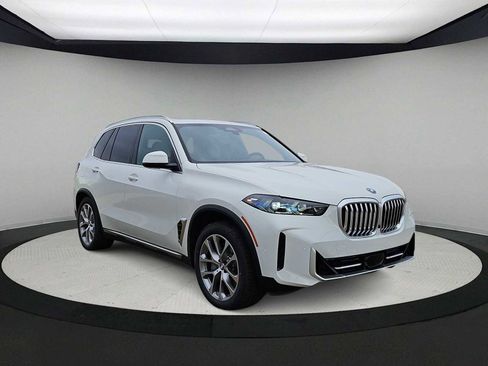 New 2026 BMW X5 xDrive50e w/ Parking Assistance Package image 2