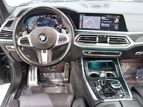 Used 2022 BMW X7 M50i AWD/4WD image 14