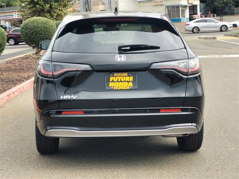 New 2026 Honda HR-V EX-L image 6