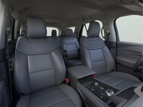 New 2026 Ford Explorer Active w/ Active Comfort Package AWD/4WD image 10