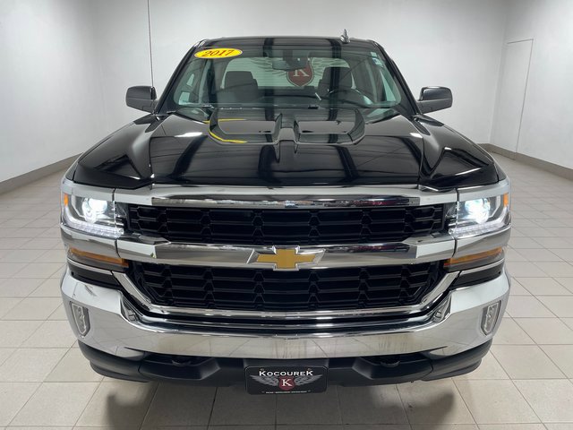 Used 2017 Chevrolet Silverado 1500 LT w/ All Star Edition AWD/4WD image 2