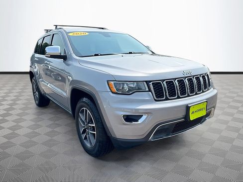 Used 2020 Jeep Grand Cherokee Limited w/ Trailer Tow Group IV AWD/4WD image 3