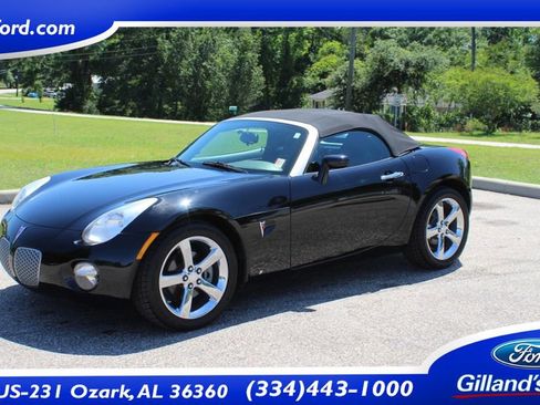 Used 2009 Pontiac Solstice Convertible w/ Preferred Package RWD image 1