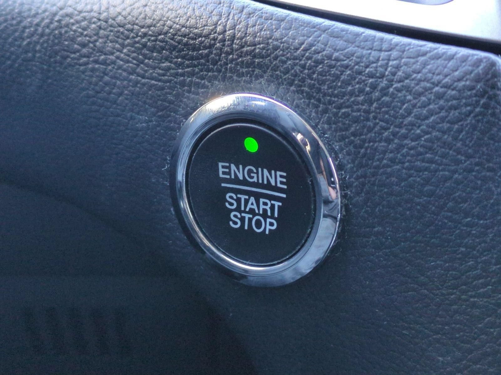 Used 2016 Ford Edge SEL w/ Equipment Group 201A FWD image 21