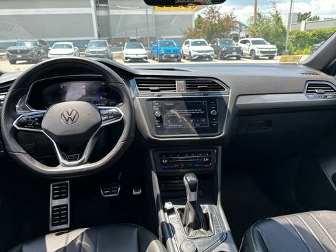 Certified 2024 Volkswagen Tiguan SE R-Line AWD/4WD image 16