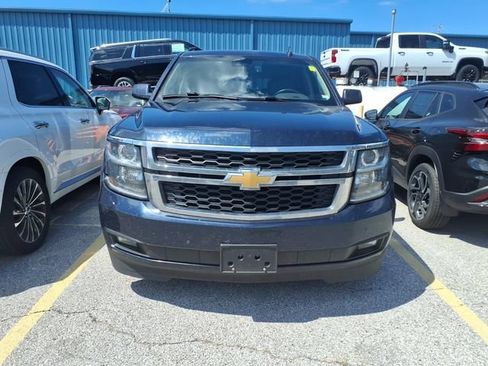Used 2018 Chevrolet Tahoe LT AWD/4WD image 2