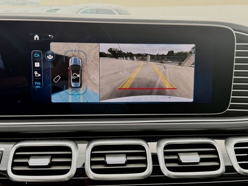 New 2026 Mercedes-Benz GLE 580 4MATIC image 30
