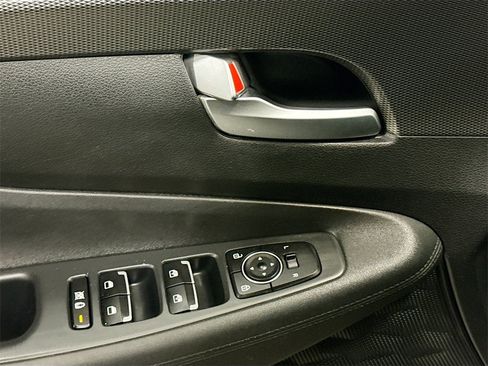 Used 2020 Hyundai Santa Fe SEL w/ Convenience Package image 19