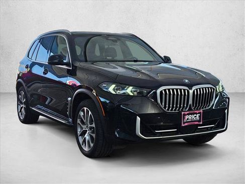 Used 2025 BMW X5 xDrive40i AWD/4WD image 3