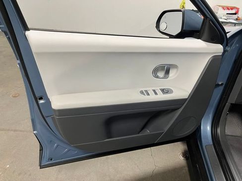 Used 2024 Hyundai Ioniq 5 SE AWD/4WD image 23