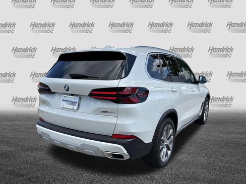 Certified 2026 BMW X5 xDrive40i AWD/4WD image 10