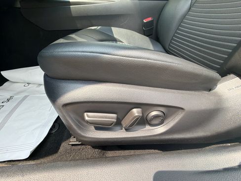 Used 2024 Toyota Camry SE FWD image 22