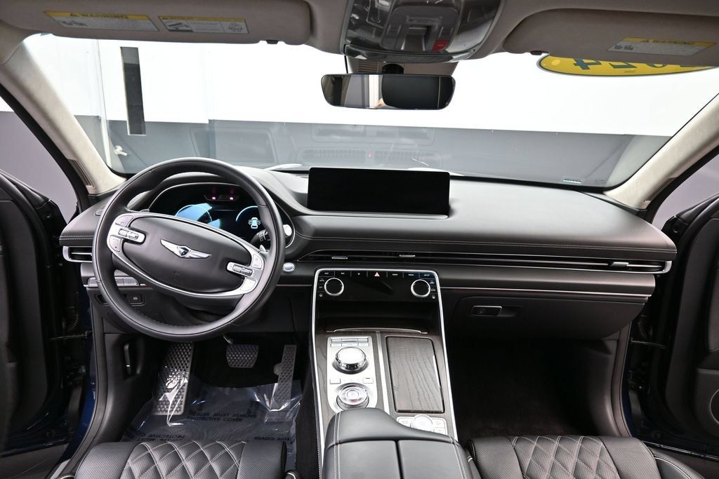 Used 2024 Genesis GV80 3.5T w/ Prestige Package AWD/4WD image 9