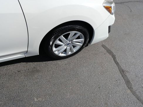 Used 2015 Subaru Impreza 2.0i Premium image 33