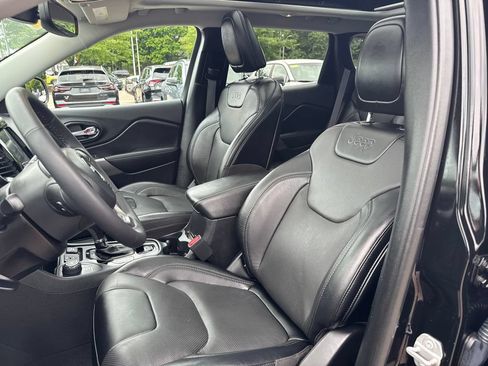 Used 2022 Jeep Cherokee Limited AWD/4WD image 14