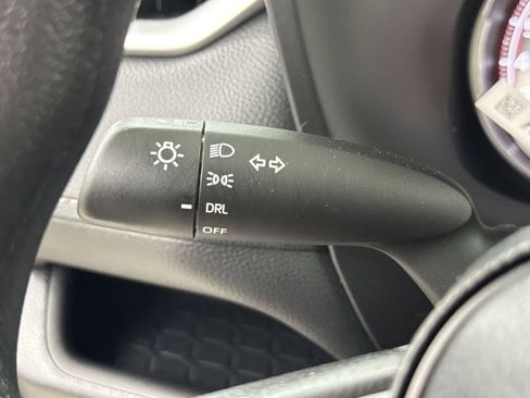 Used 2025 Toyota RAV4 LE AWD/4WD image 44