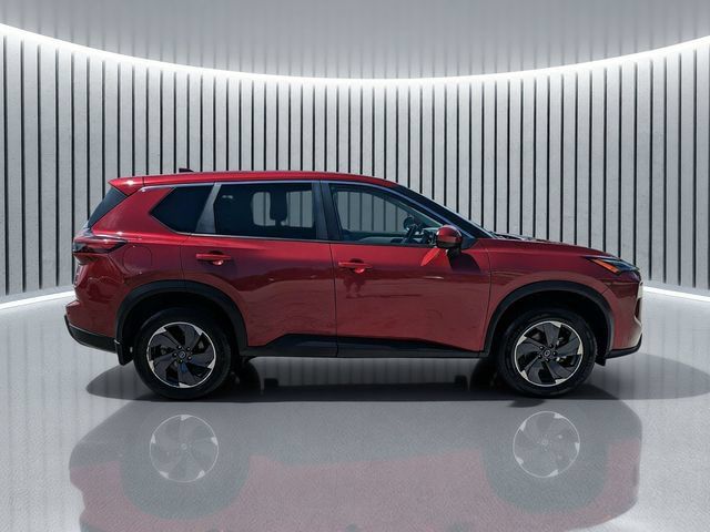 Used 2025 Nissan Rogue SV AWD/4WD image 3