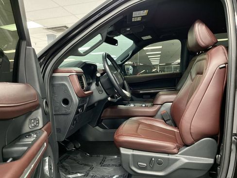 Used 2024 Ford Expedition Max Limited AWD/4WD image 14