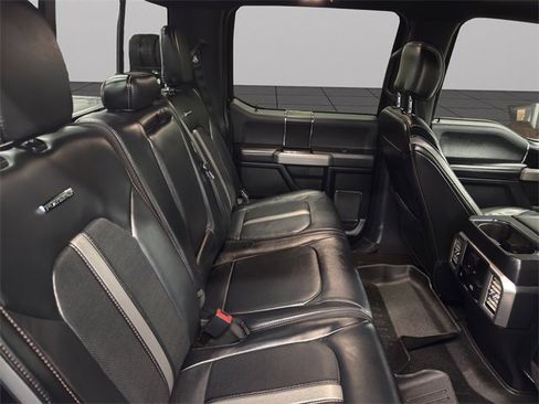 Used 2019 Ford F150 Platinum w/ Equipment Group 701A Luxury image 19