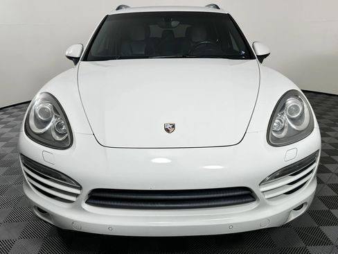 Used 2013 Porsche Cayenne Diesel image 2
