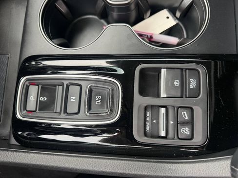 Used 2024 Honda Pilot EX-L image 18