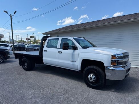 Used 2019 Chevrolet Silverado 3500 W/T w/ WT Convenience Package AWD/4WD image 2