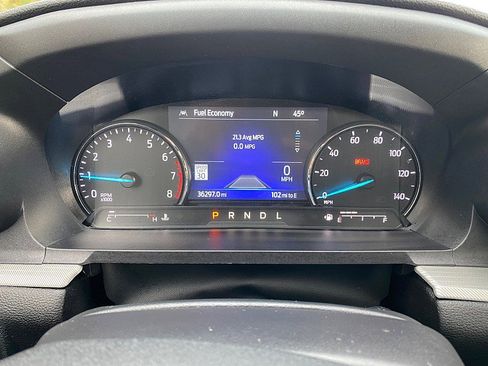 Certified 2022 Ford Explorer XLT w/ Equipment Group 202A image 23