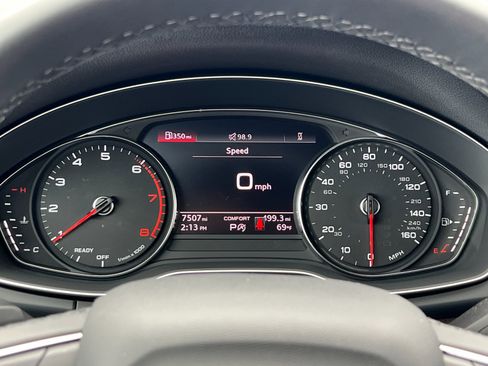 Certified 2025 Audi Q5 2.0T Premium image 23